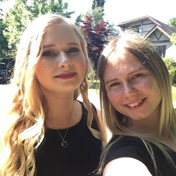 Meet your Posher, Lena - Picture 1 of 1